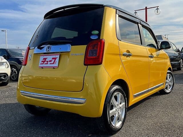 Car thumbnail 3