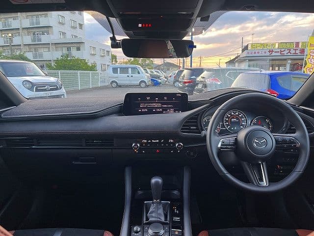 Car thumbnail 2
