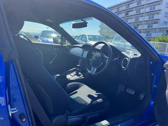 Car thumbnail 4