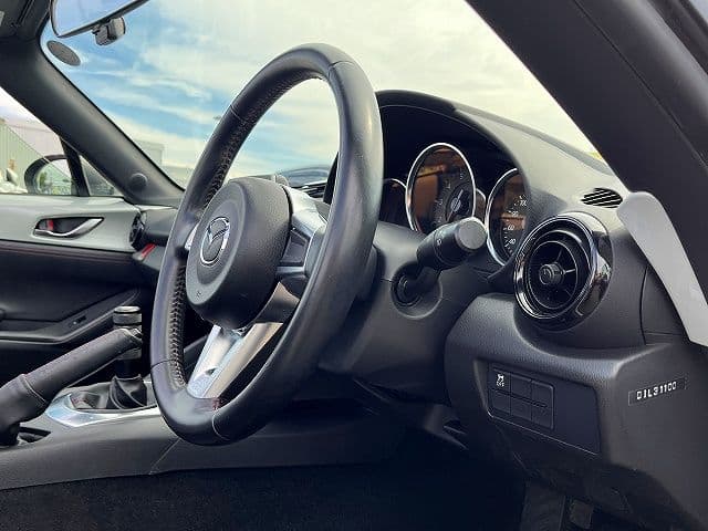 Car thumbnail 4