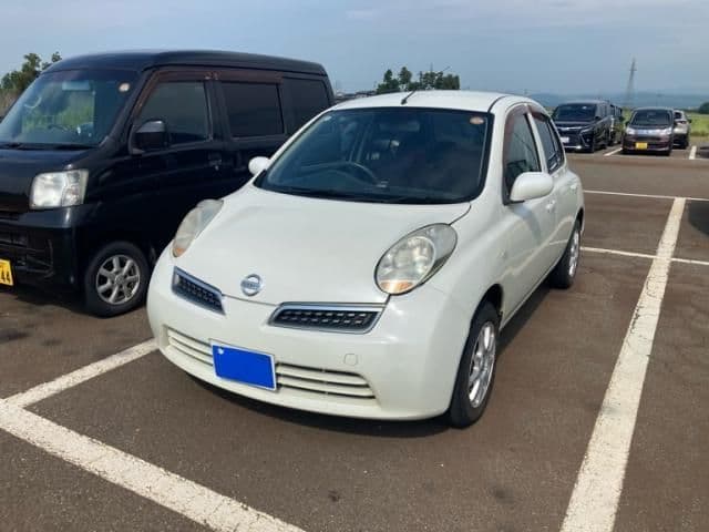 NISSAN