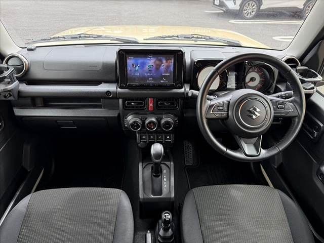 Car thumbnail 2