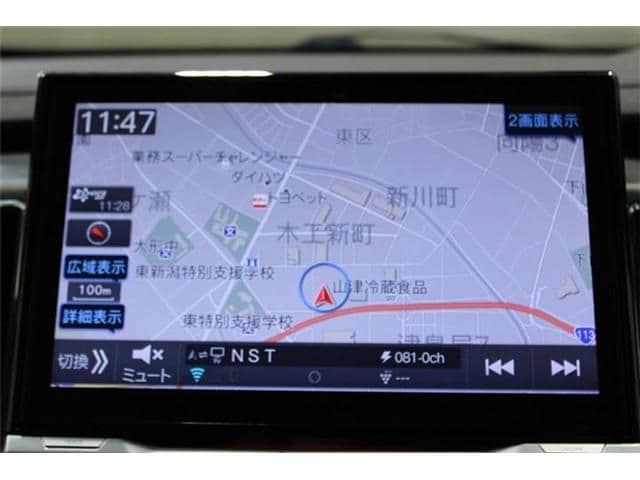 Car thumbnail 3