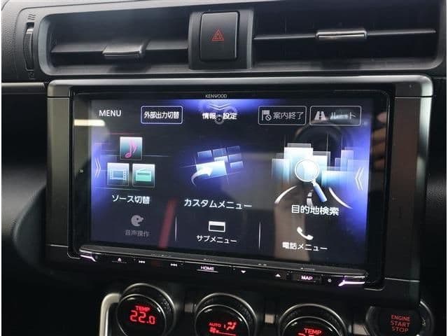 Car thumbnail 3
