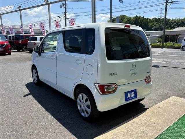 Car thumbnail 3