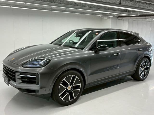 PORSCHE