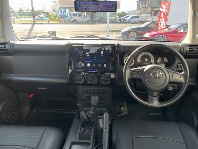 Car thumbnail 3