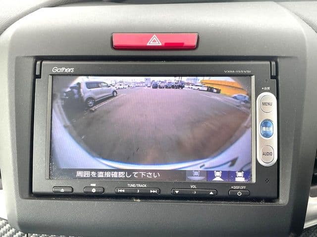 Car thumbnail 4