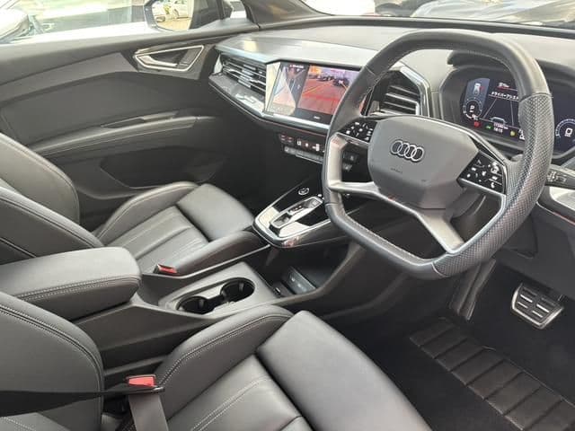 AUDI