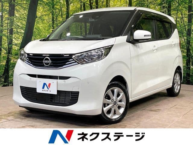 NISSAN