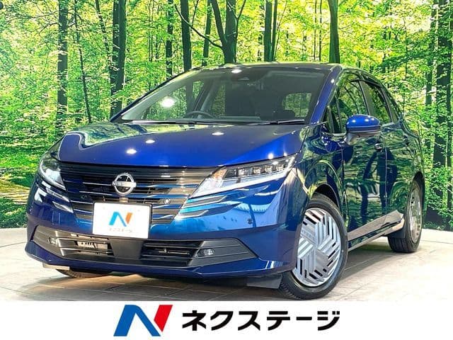 NISSAN