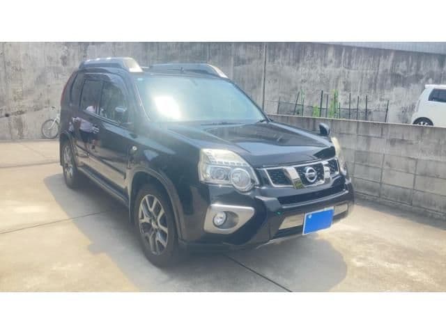 NISSAN