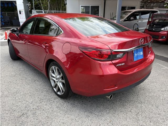 Car thumbnail 4