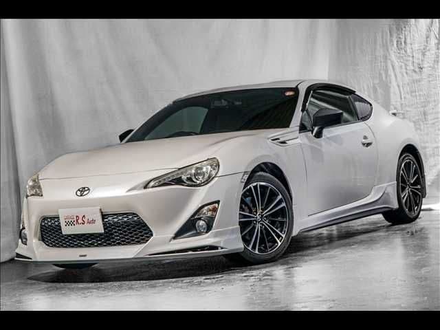 Car thumbnail 3
