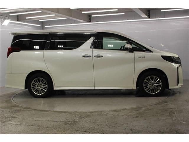 Car thumbnail 4