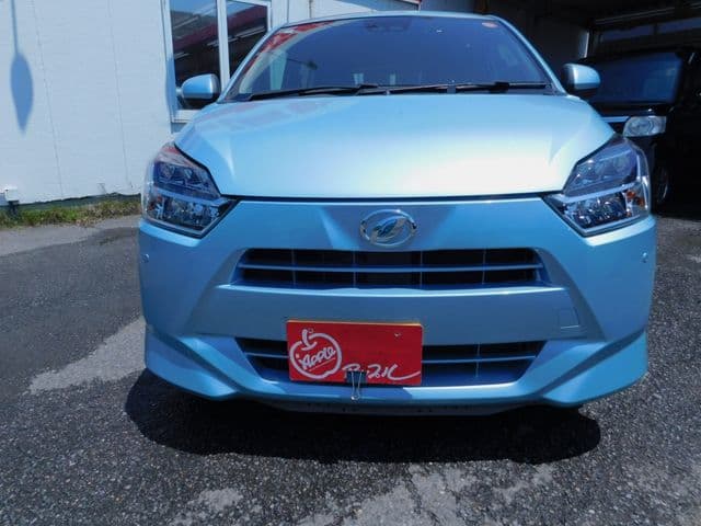 Car thumbnail 3