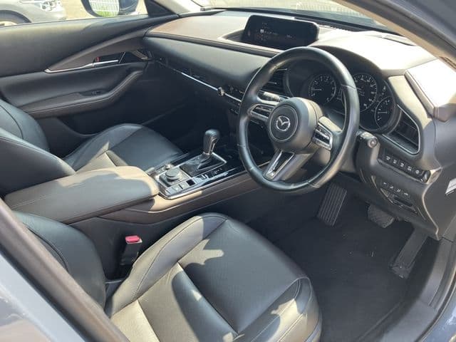Car thumbnail 2