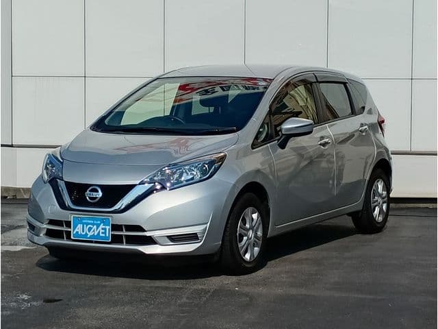NISSAN