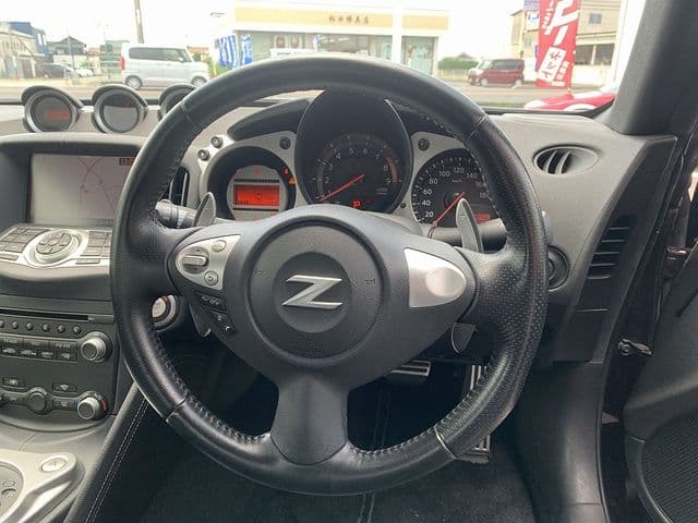 Car thumbnail 4
