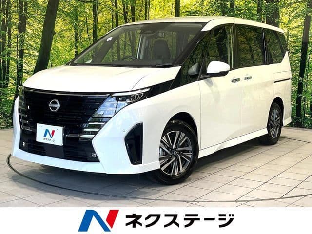 NISSAN