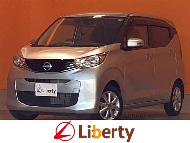 NISSAN