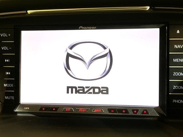 Car thumbnail 4