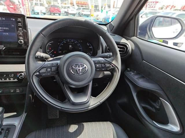 Car thumbnail 3