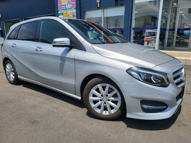 MERCEDES BENZ