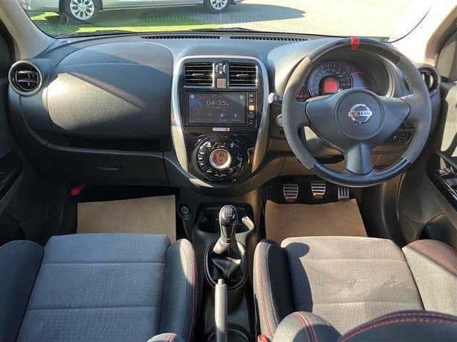Car thumbnail 3
