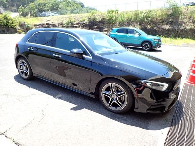 Car thumbnail 4