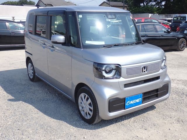 Car thumbnail 4