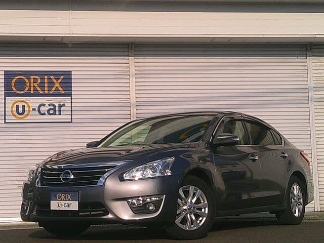 NISSAN