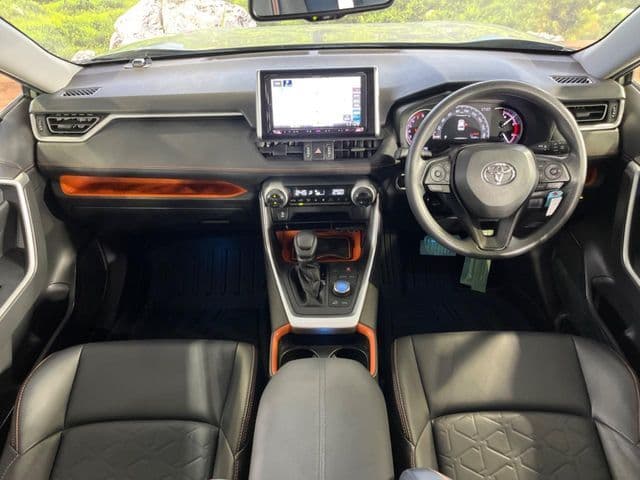Car thumbnail 3