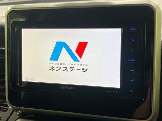 Car thumbnail 4