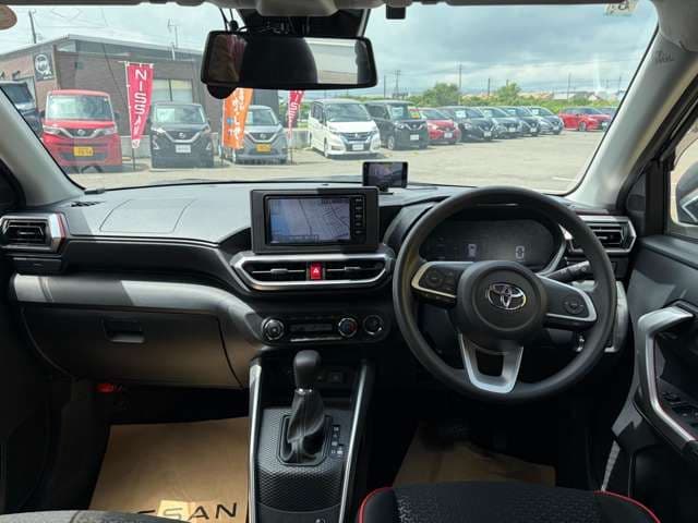 Car thumbnail 3