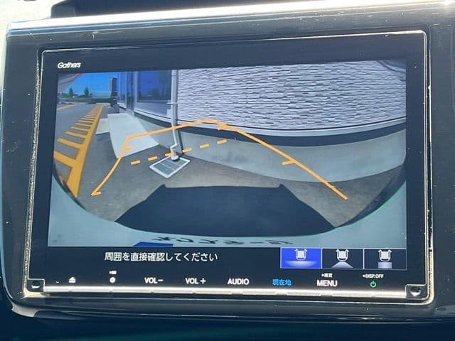 Car thumbnail 4