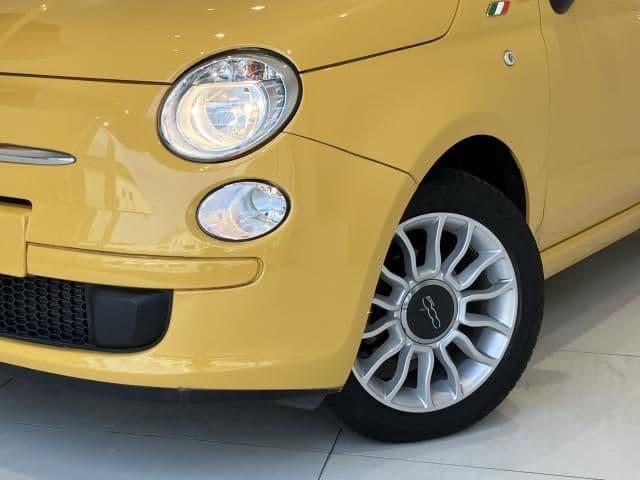 Car thumbnail 3