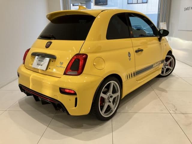 Car thumbnail 2