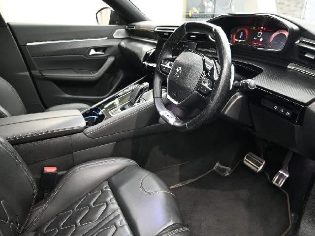 Car thumbnail 4