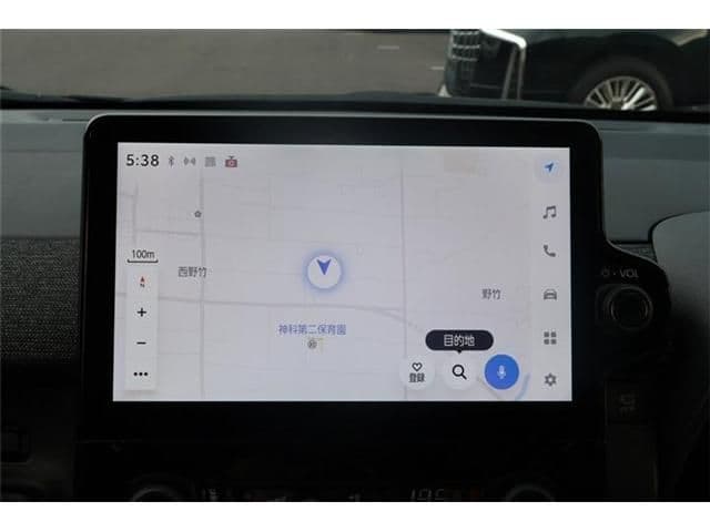 Car thumbnail 3