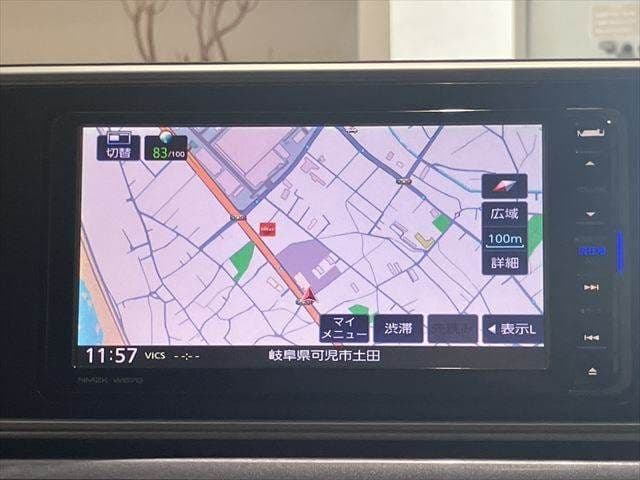 Car thumbnail 4