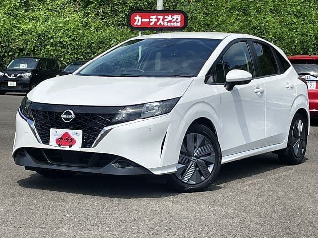 NISSAN