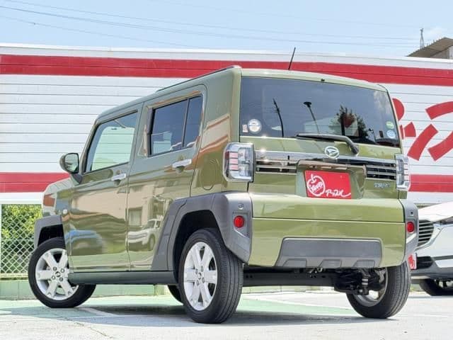 Car thumbnail 4