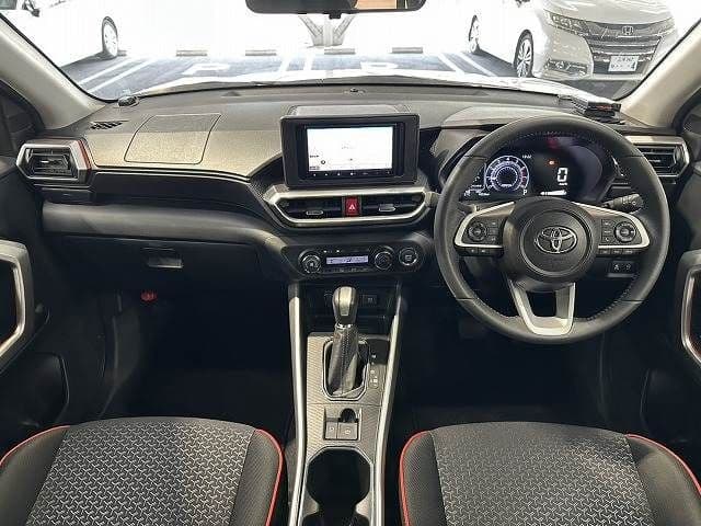 Car thumbnail 3