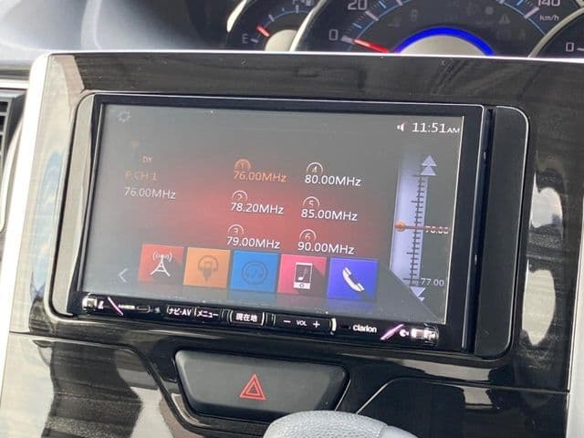 Car thumbnail 3