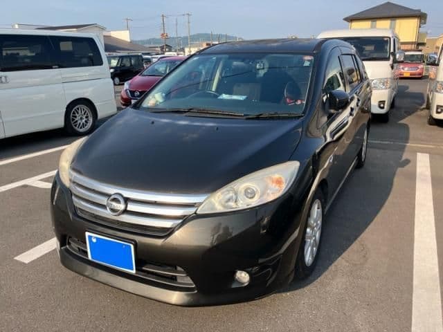 NISSAN