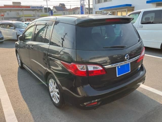 Car thumbnail 4