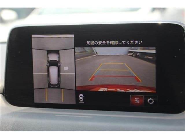 Car thumbnail 3