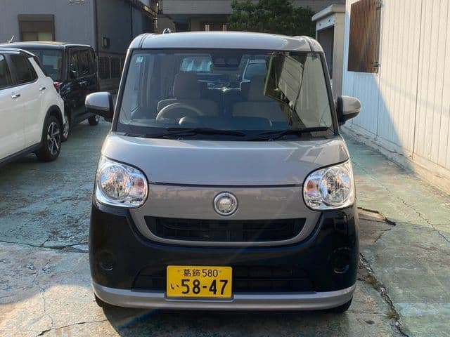 Car thumbnail 4
