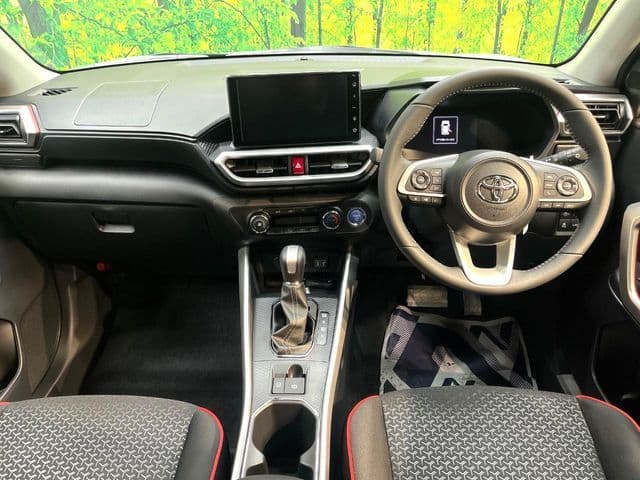 Car thumbnail 2